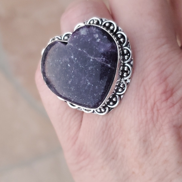 New Lepidolite Heart Shaped 925 Silver Statement Ring. - Picture 3 of 12